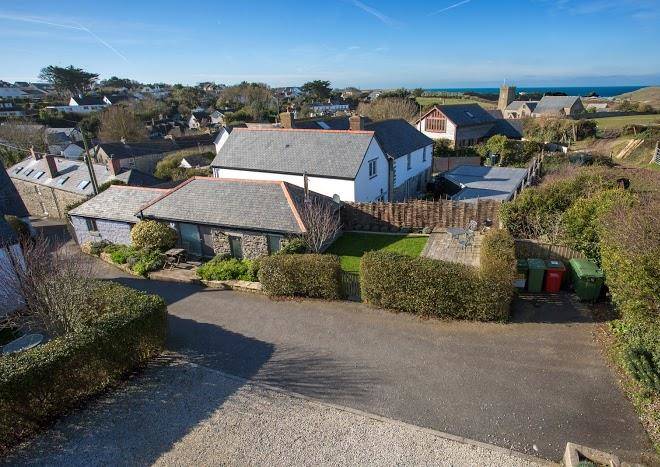 Apple and lavender barns crantock