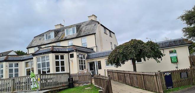 Carbeile inn