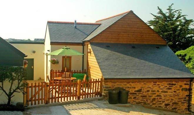 Four gates barn