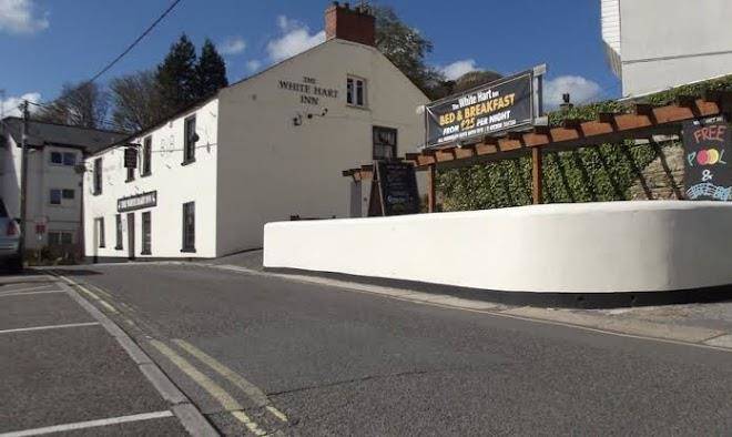 The white hart inn