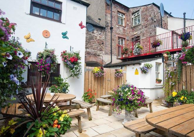 Crown & cushion inn