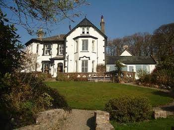 Low wood hall hotel