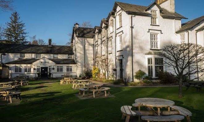 Tweedies bar & lodge