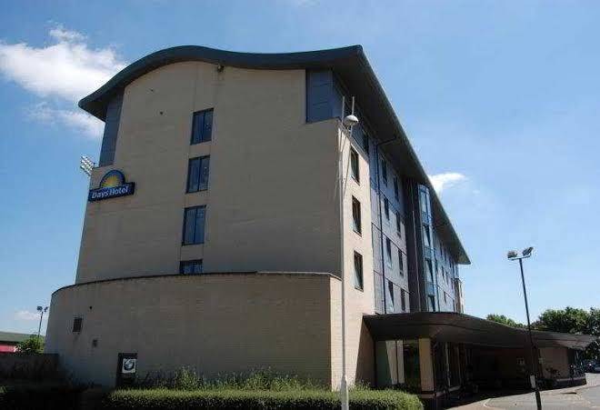 Travelodge derby cricket ground