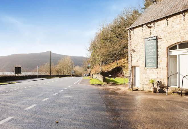 Ladybower inn