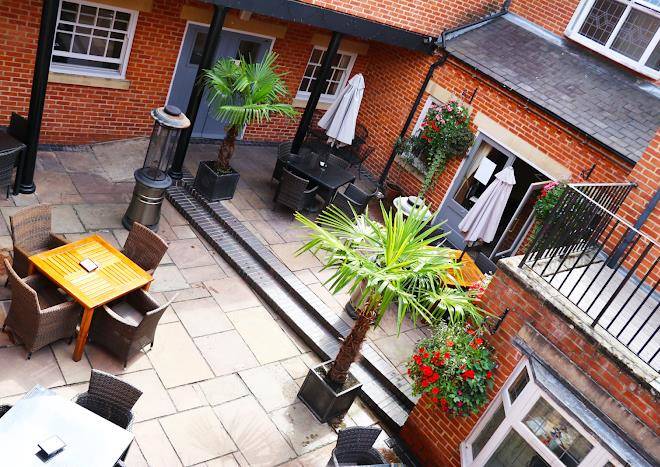 The Lion Hotel Image