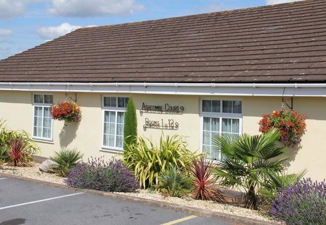 Exeter court hotel