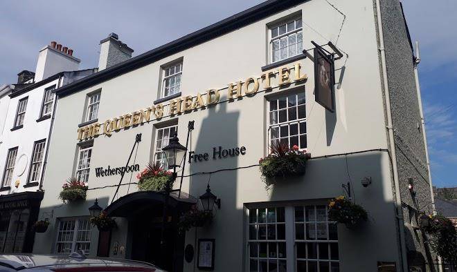 The queen's head