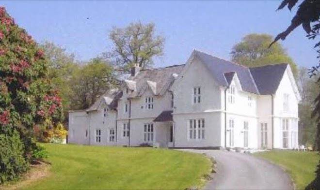 Welbeck manor