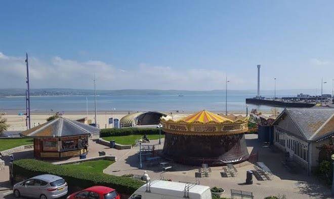 Alexandra Hotel Image