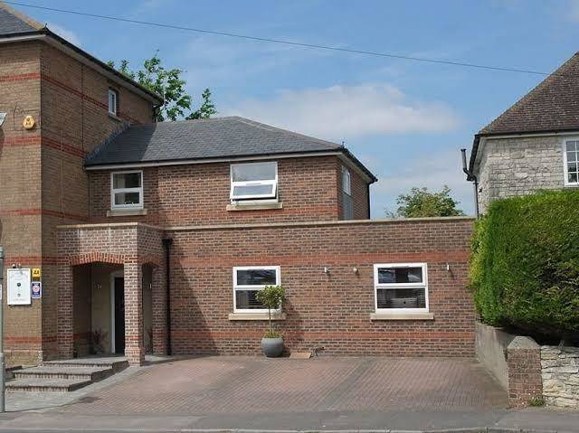 Bay Tree House Bandbdorchester Image