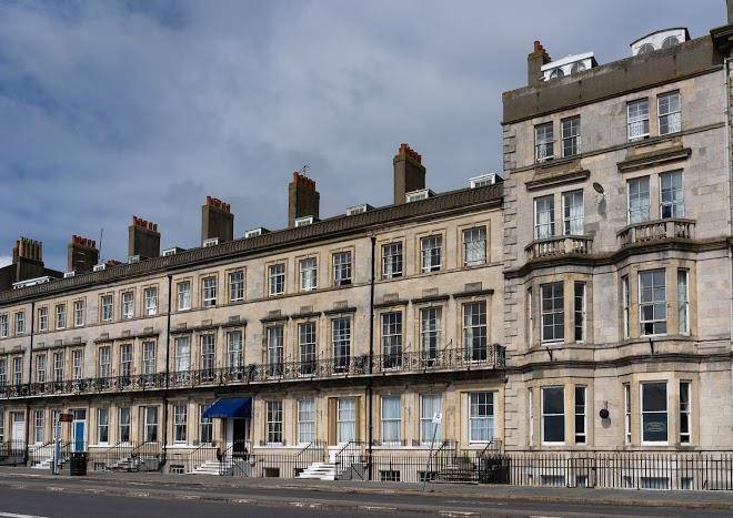 Russell hotel