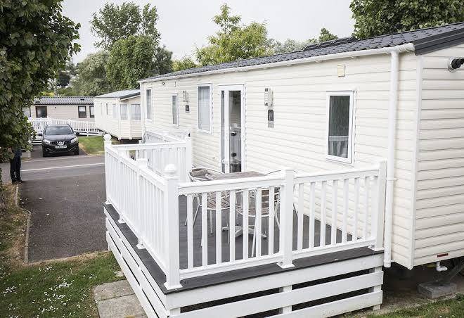 Waterside holiday park & spa