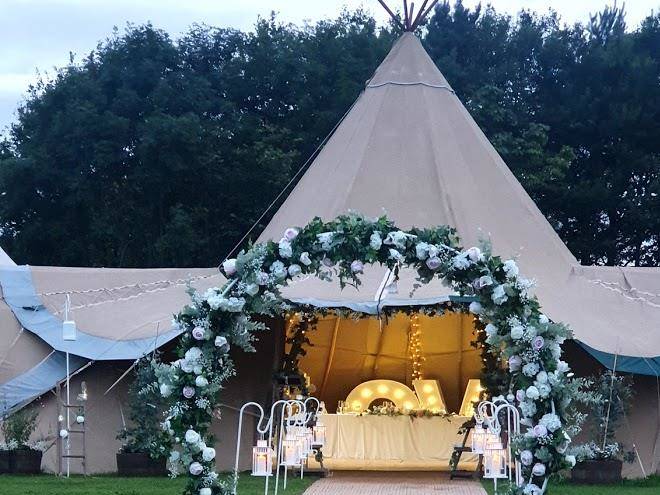 Eden Grange Glamping Image