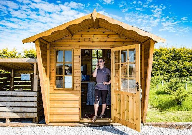Kingfisher lakes glamping