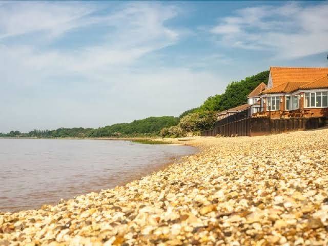 The Country Park Inn Image