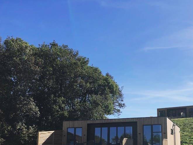 Swanborough lakes luxury holiday lodges