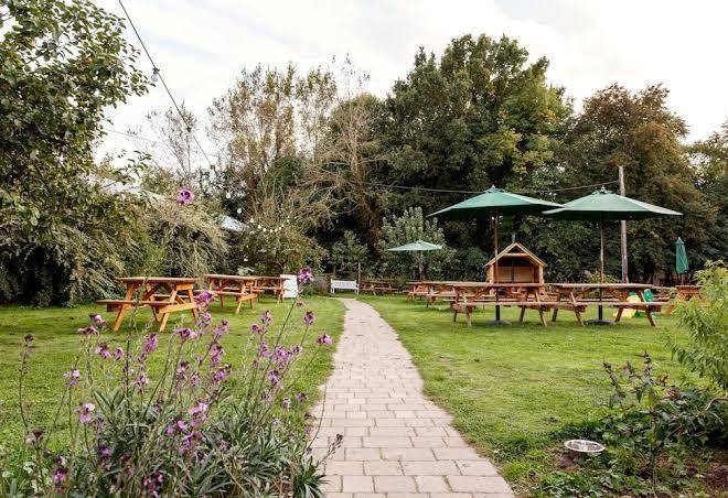 Creeksea place barns