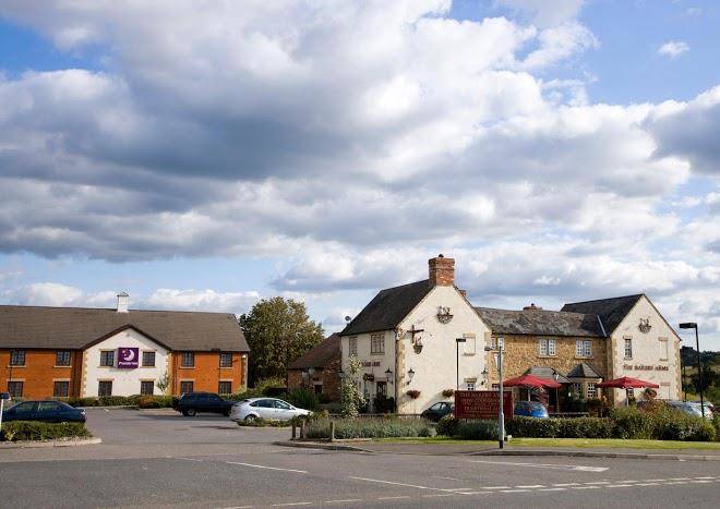 Premier inn waltham abbey hotel