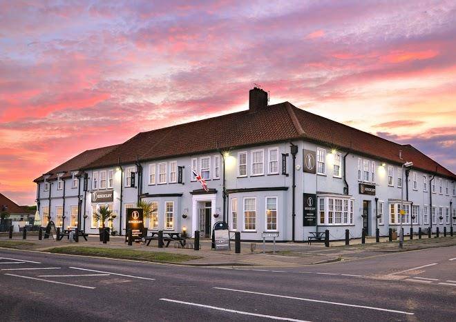 The kingscliff hotel