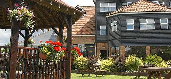 The oysterfleet hotel restaurant & bar