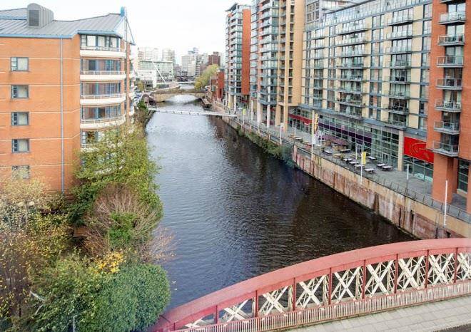 Premier inn manchester city centre west hotel