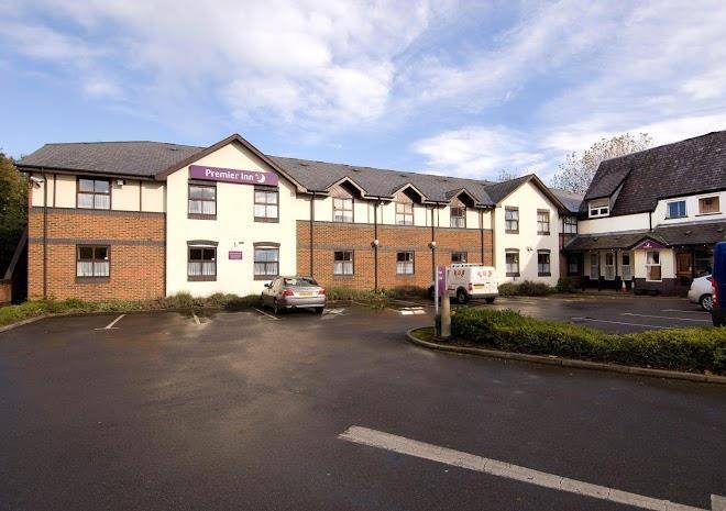 Premier inn stockport south hotel