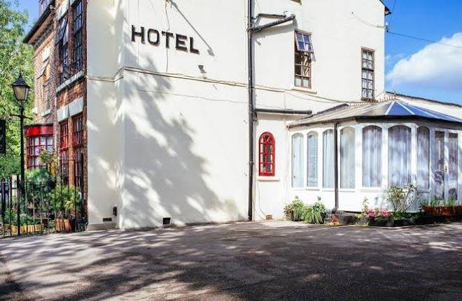 Pymgate Lodge Hotel Manchester Airport Image