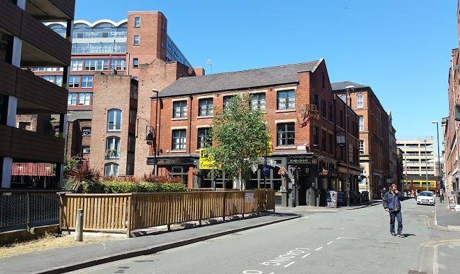 The abel heywood & jessie heywood's remarkable gin & food emporium