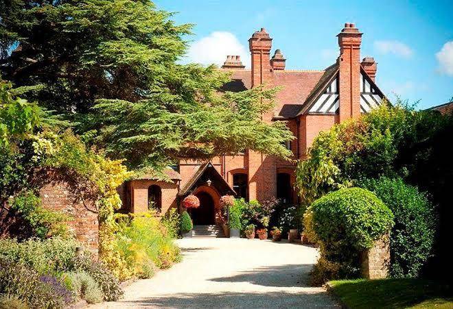 Careys manor hotel