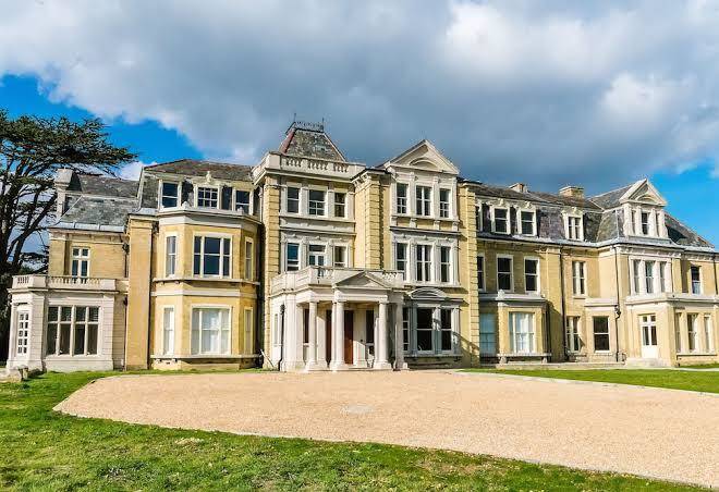 Coldeast mansion