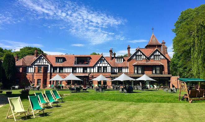 Forest park country hotel