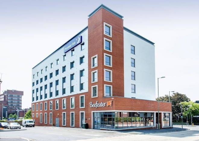 Premier inn farnborough town centre hotel