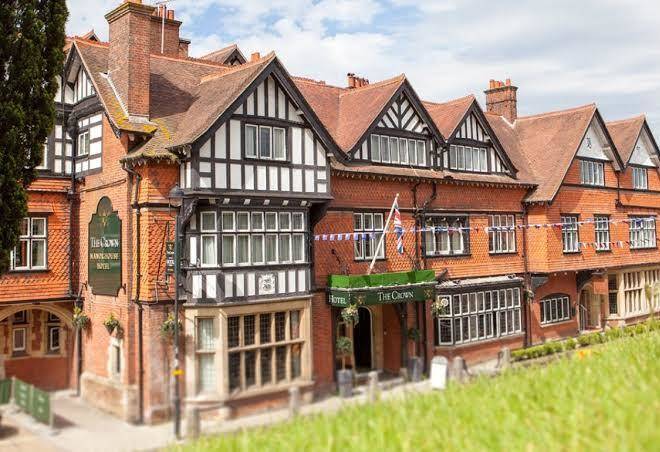 The crown manor house hotel