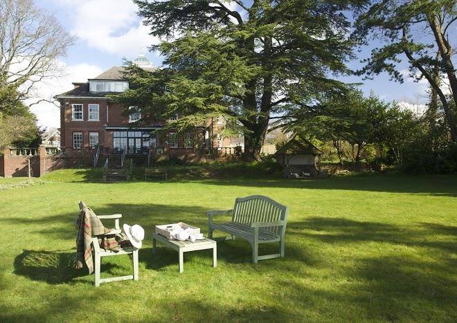 The manor at sway