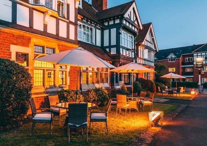 Colwall park hotel bar & restaurant