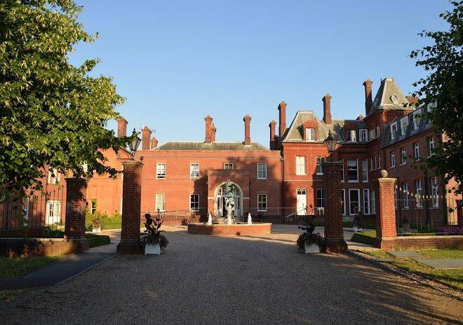 Champneys tring
