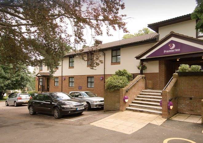 Premier inn kings langley hotel