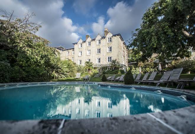 The Royal Hotel Image