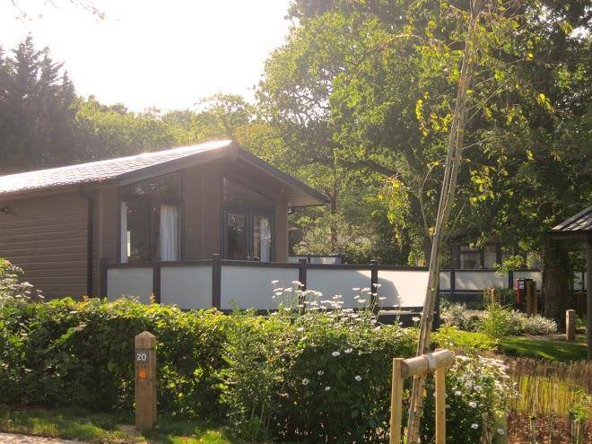Woodside bay lodge retreat