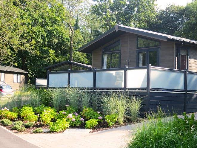 Woodside coastal retreat