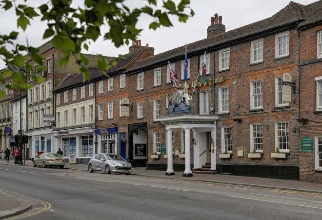 Best Western Rose And Crown Hotel Image