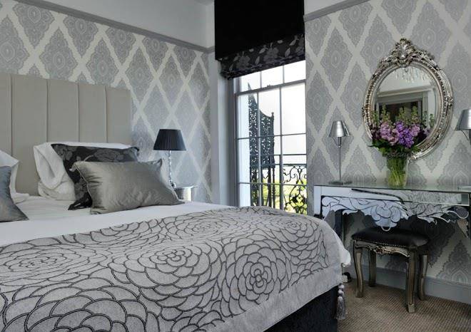 Crescent Victoria Image