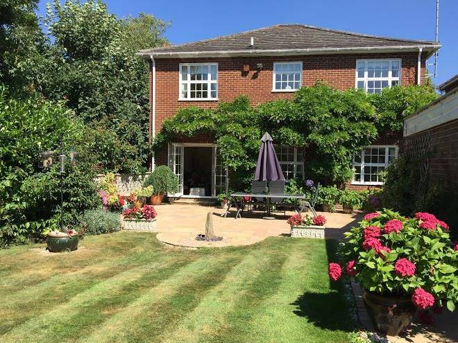 Shoscombe bed and breakfast
