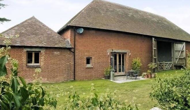 The Church Barn La Grande Image