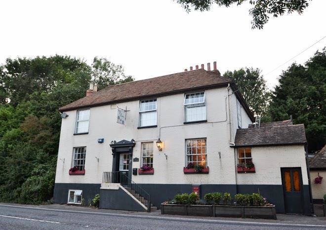 The old alma inn