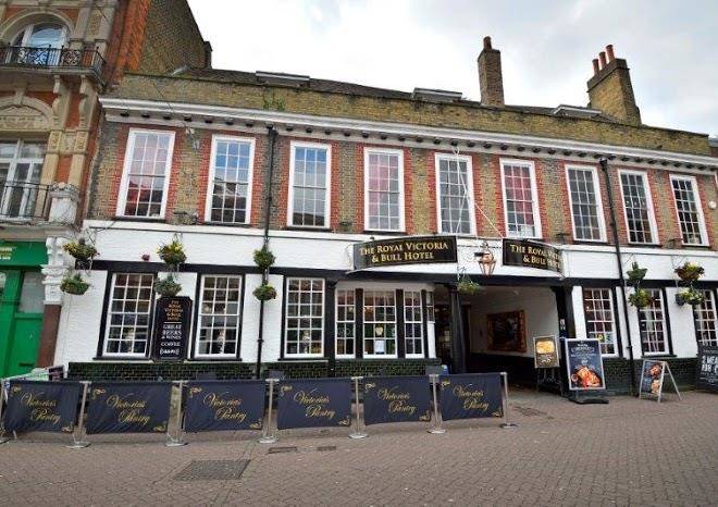 Royal victoria & bull hotel