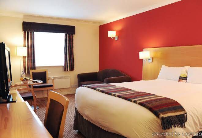 Village Hotel Maidstone Image