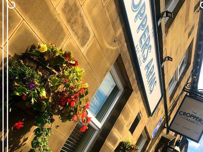 The Croppers Arms Image