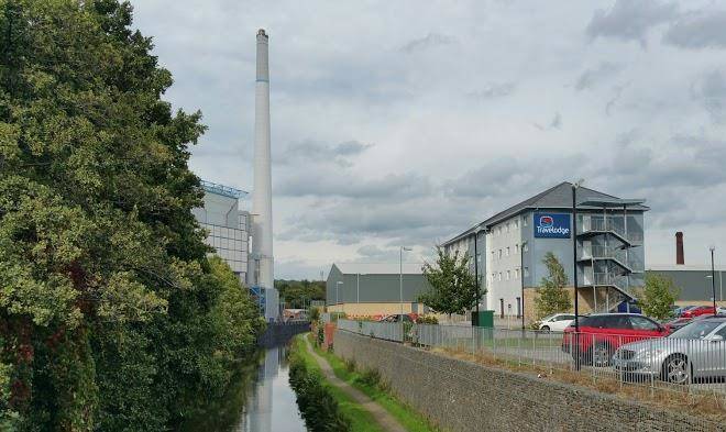 Travelodge huddersfield